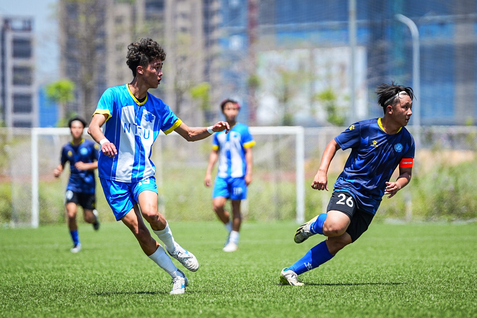 状态火热！布伦森半场13中8得到23分2篮板5助攻