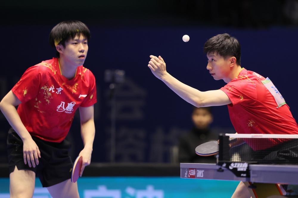 记者：纽卡一开始就计划先报价，曼联则打算先说服谢什科